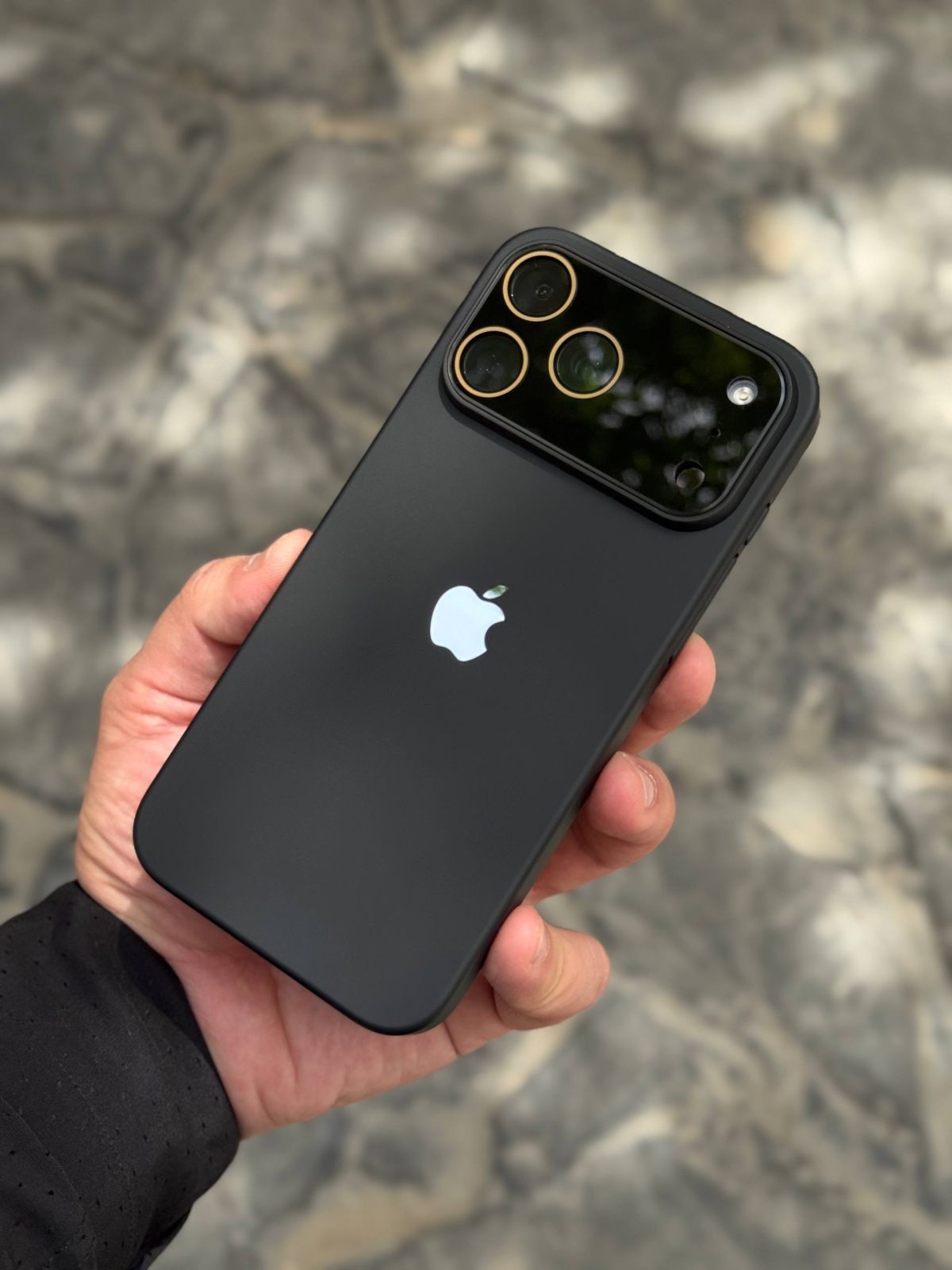 قاب pc لنز مشکی با محافظ لنز - تصویر 2